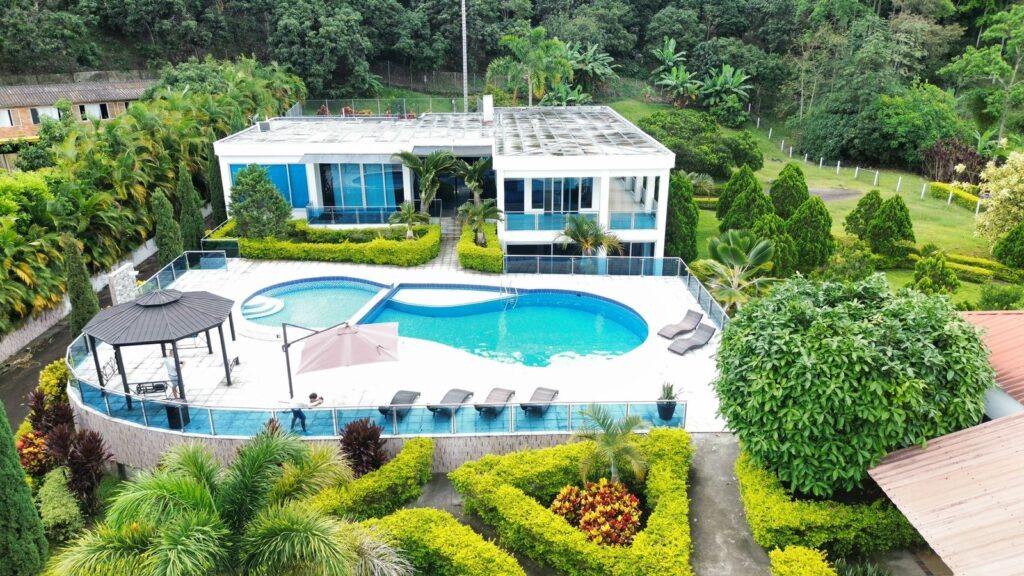 WhatsApp Image 2025-08-20 at 3.11.03 PM